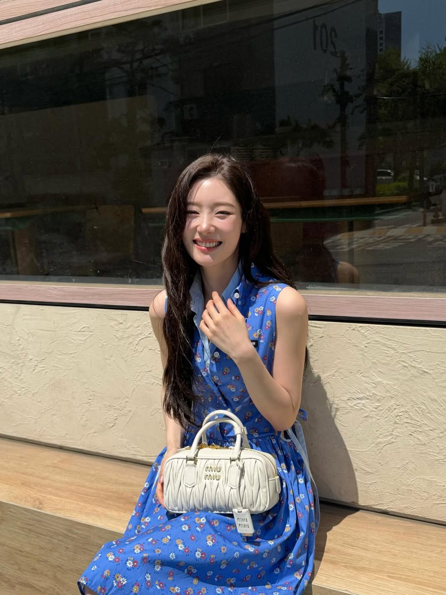 jung chaeyeon files tweet media