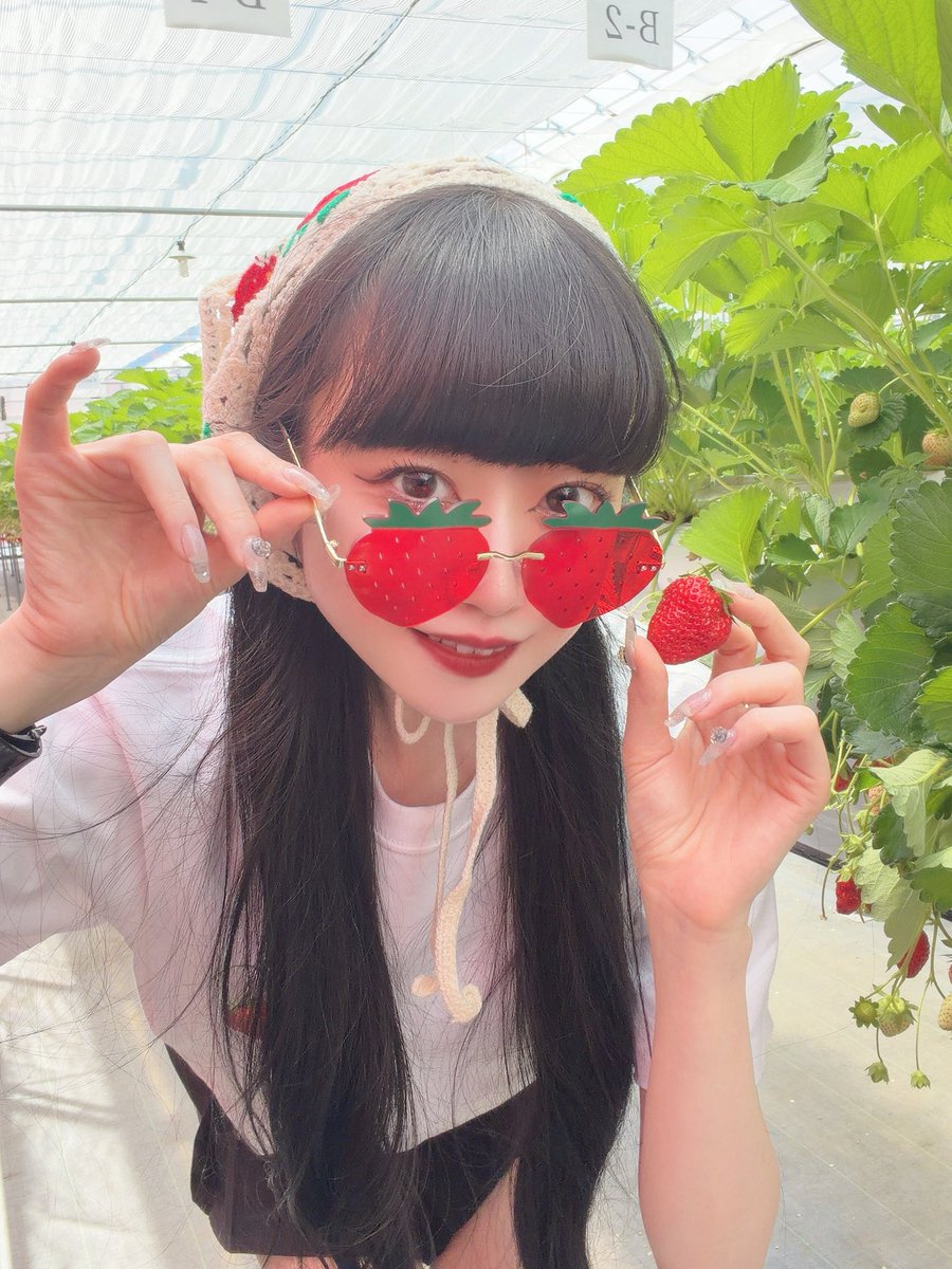 ミカミ🎠🖤💜 tweet media