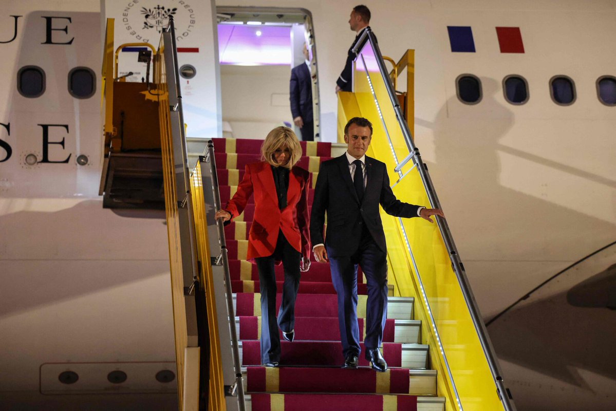 Le Parisien tweet media