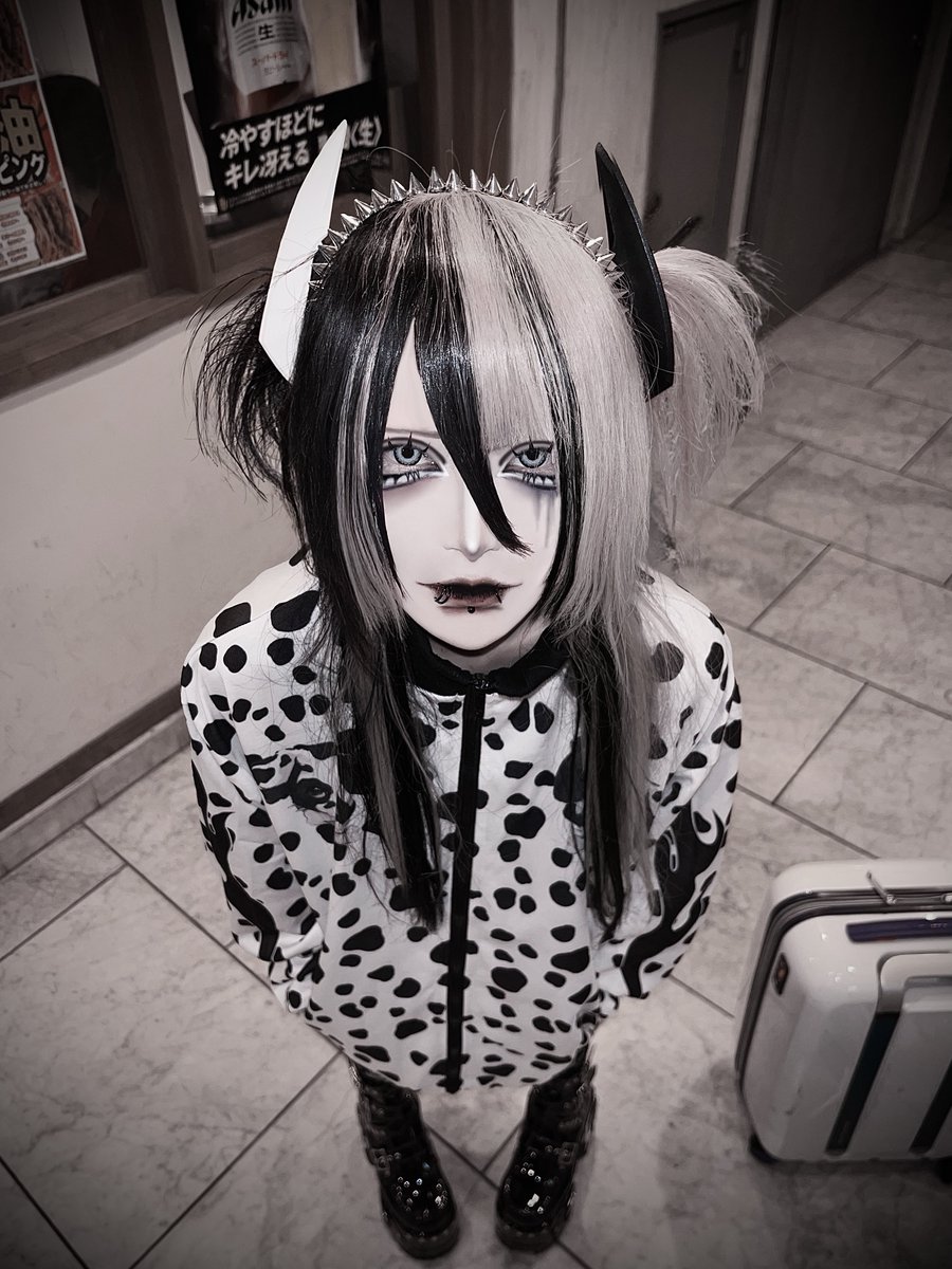 轟音るね tweet media