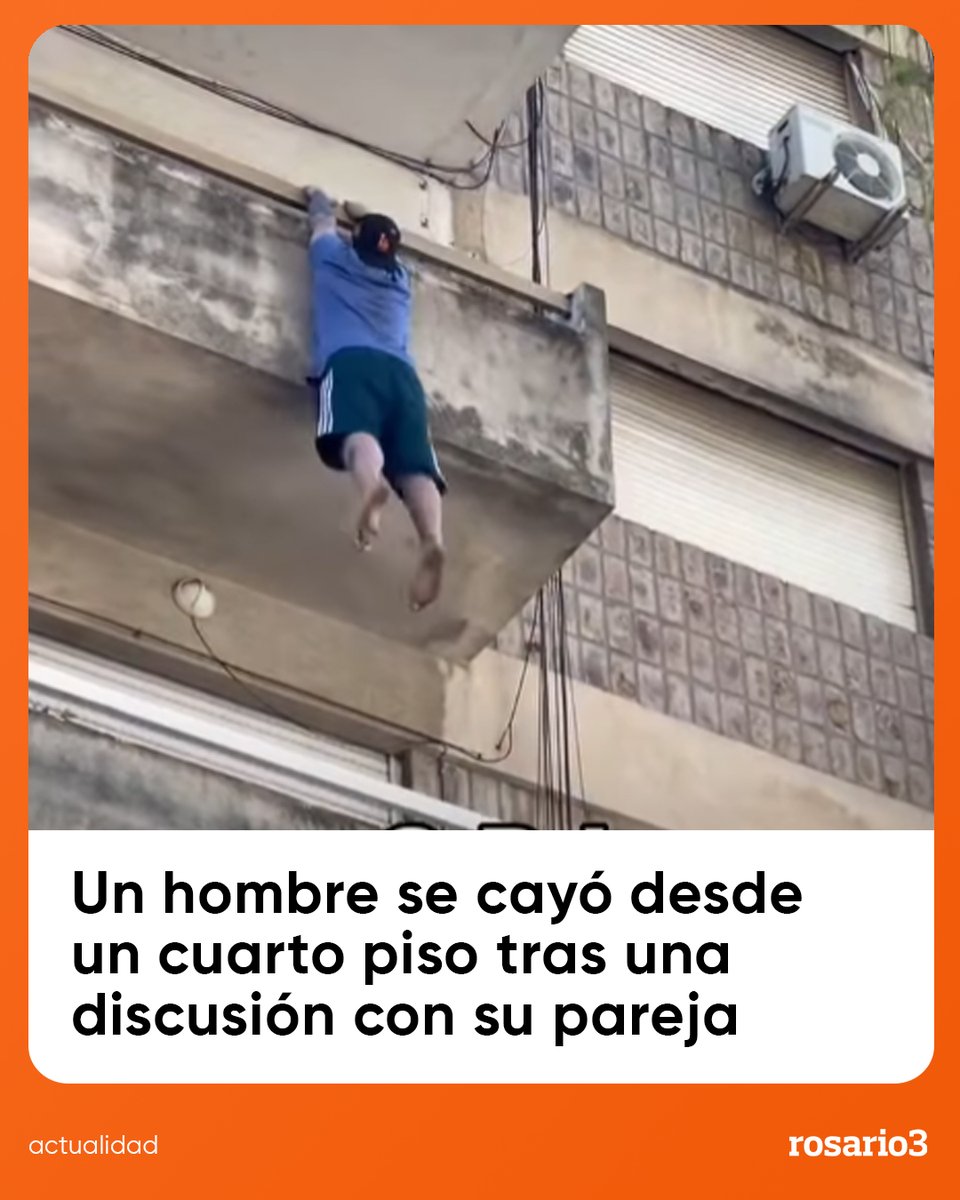 Rosariotres's tweet photo. 🏢 Un hombre quedó colgado de un balcón de un edificio de Dorrego al 400 y cayó desde un 4° piso ante la mirada de vecinos que grabaron la secuencia.

🚑 El hombre fue trasladado consciente en ambulancia a un hospital de Rosario.

📽 Instagram: guille.deluca.52 https://t.co/bZEsEEumQ1