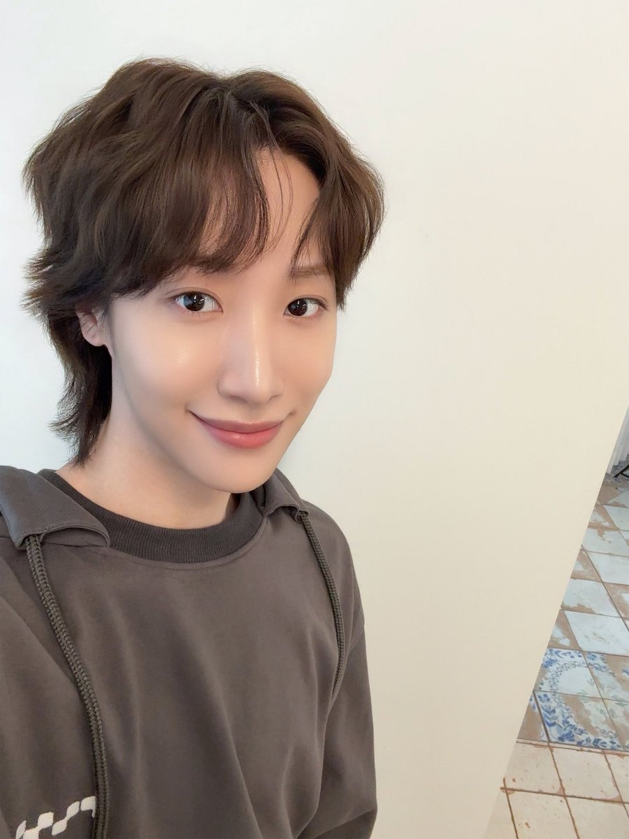 ONEWE(원위) tweet media