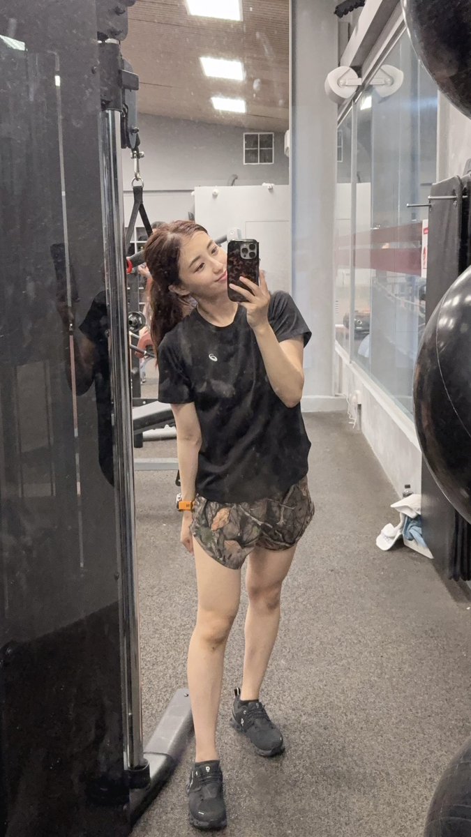 えみり🇸🇬 (@emirisive) / Posts / X