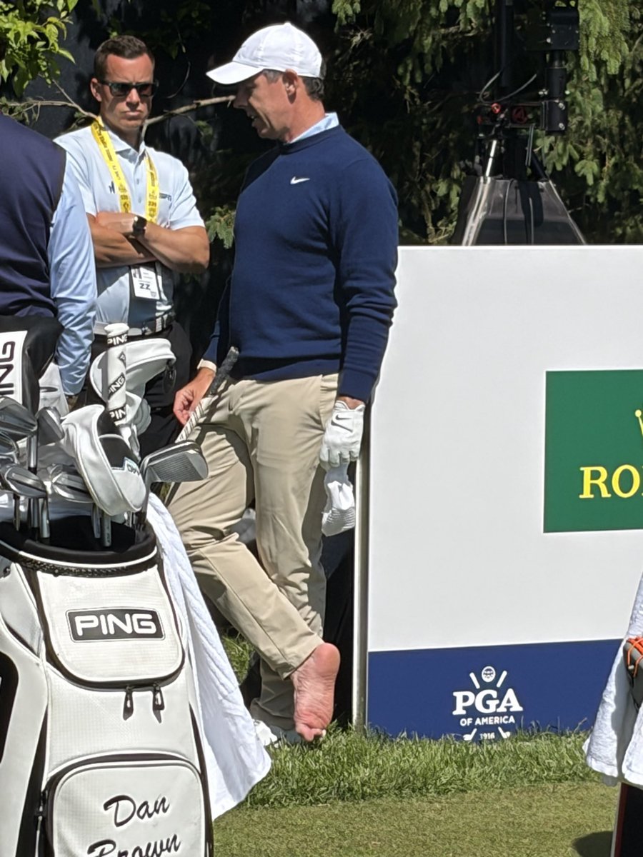 Fried Egg Golf tweet media