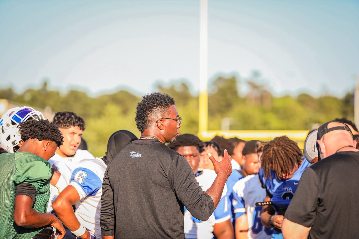 TylerISD_Ath's tweet photo. Spring ballin’ in Tyler.

📸 Jonathan Guzman https://t.co/9weWnQd3a2