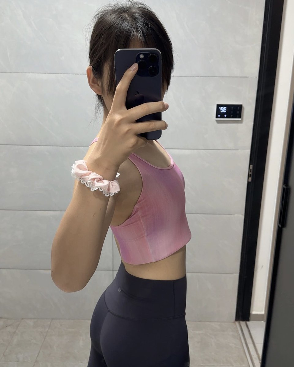 Lee tweet media