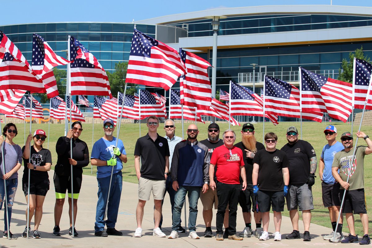 ParrishHare's tweet photo. Yesterday, a group of volunteers came together to help @OneTribe_22KILL install 700 American flags in preparation for Memorial Day through the 4th of July.

May these flags stand as a symbol of gratitude, hope, and the enduring spirit of the American people. https://t.co/lAow8cY0Wq
