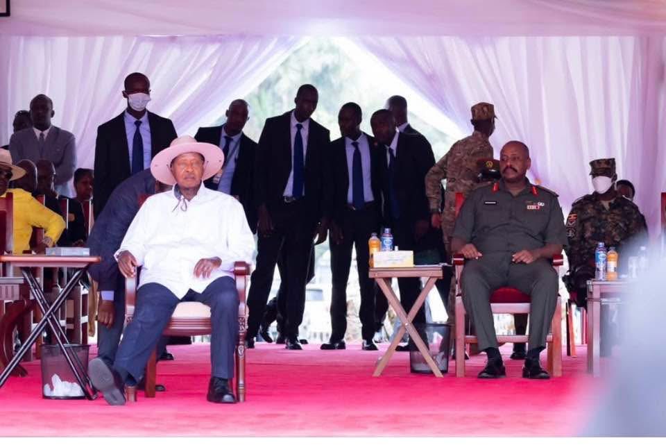 TiredUgandan tweet media