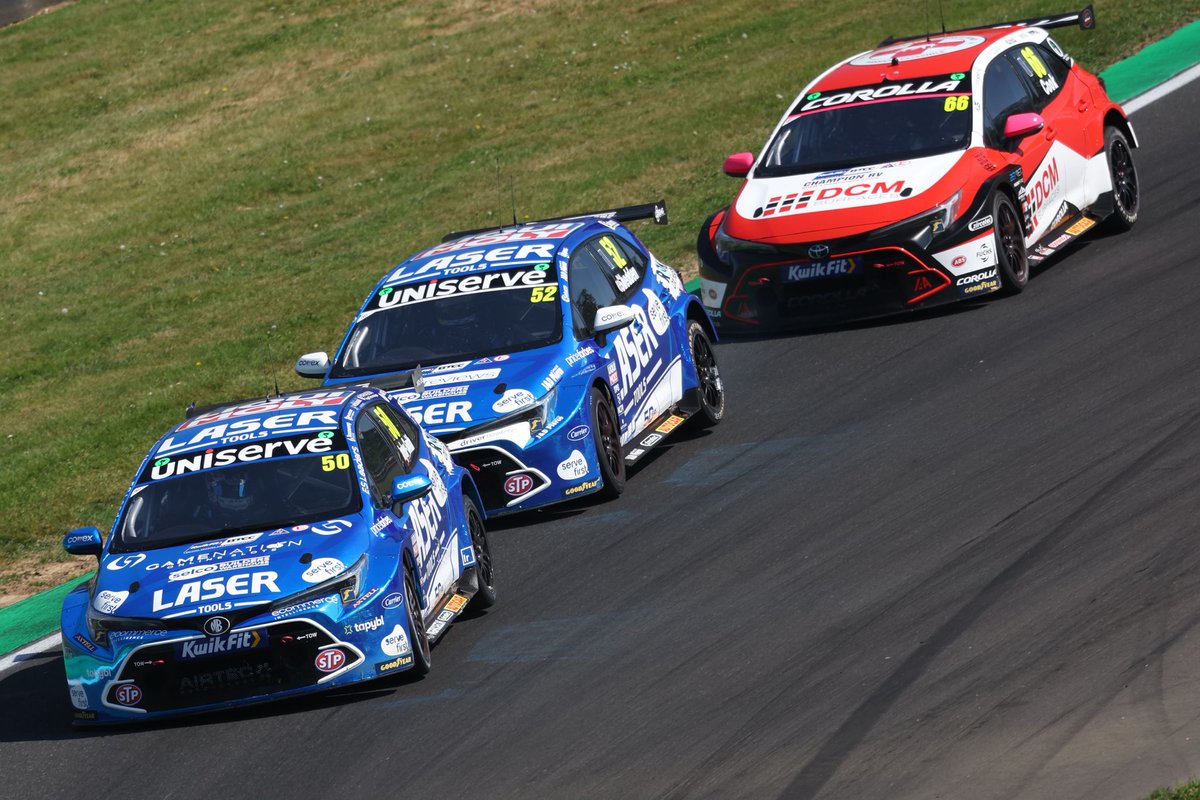 RidgelineWraps's tweet photo. 👀 What a shot @jakobebrey! 3️⃣ Ridgeline wrapped 2026 BTCC cars all in a row! 🔥💪 #Proud

#RidgelineWrapsUK https://t.co/MhpCRWdHfd