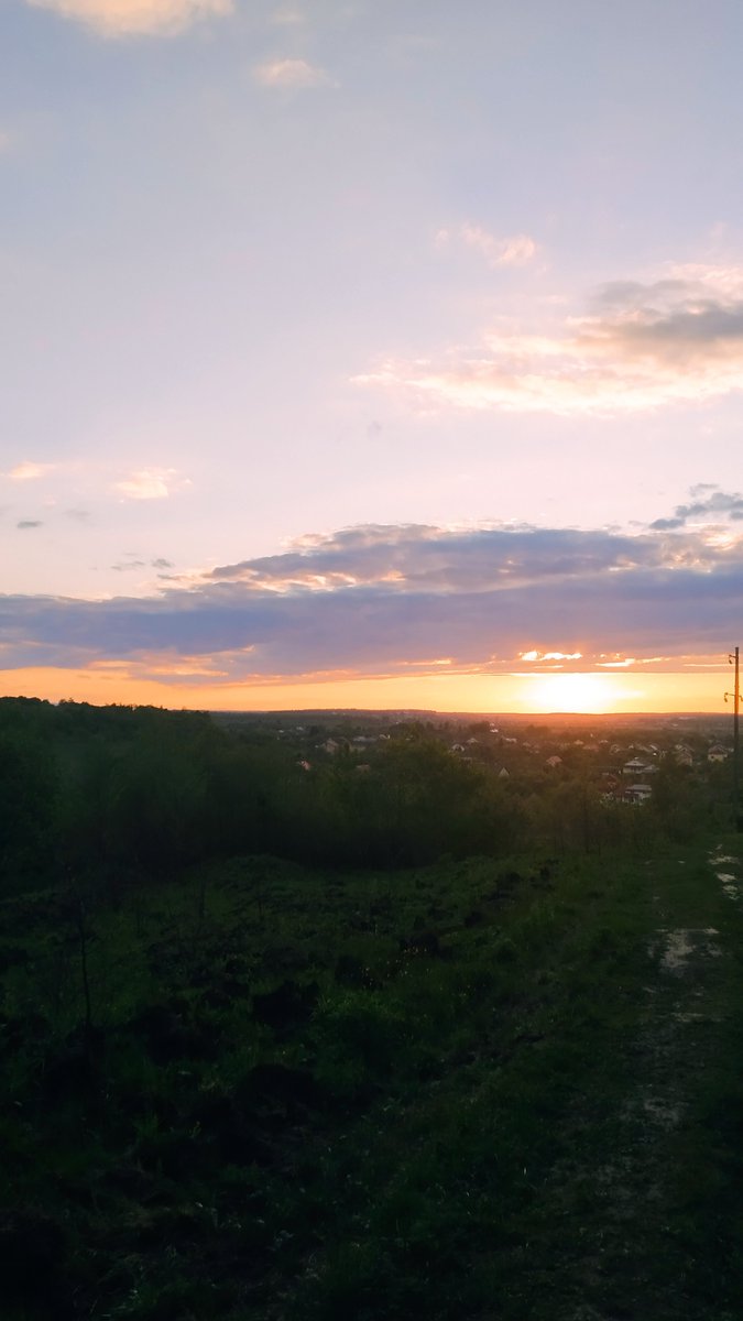 SSufyr's tweet photo. #сонце #захід #sun https://t.co/aSVVYRHvtD