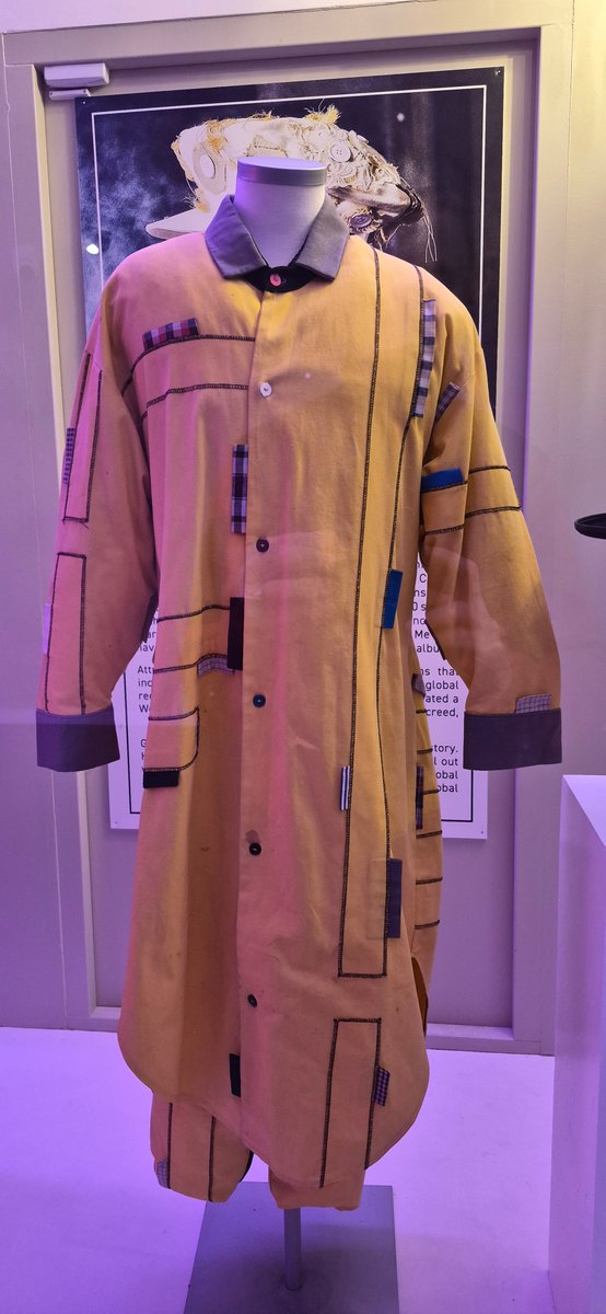 1000GigGuy's tweet photo. Swung by Newbridge Silverware, Museum of Style Icons!
@newbridgesilver 
Currently an archive collection of Boy George clothing on display!
@BoyGeorge #Unique #Iconic
'Boy George: Chameleon of Style'
Incl. #TOTP Culture Club "Karma Chameleon" outfit!
@RealCultureClub https://t.co/rpm1pmxXgl