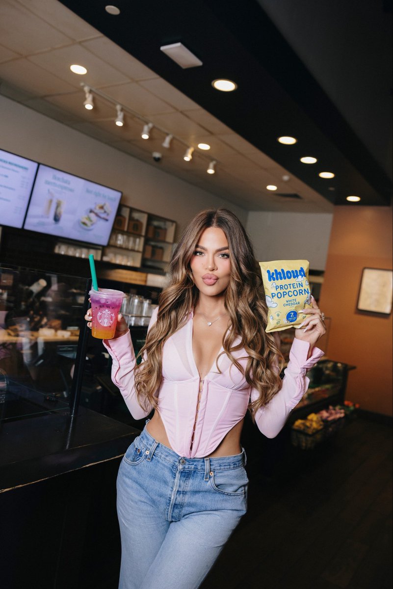 Khloé tweet media