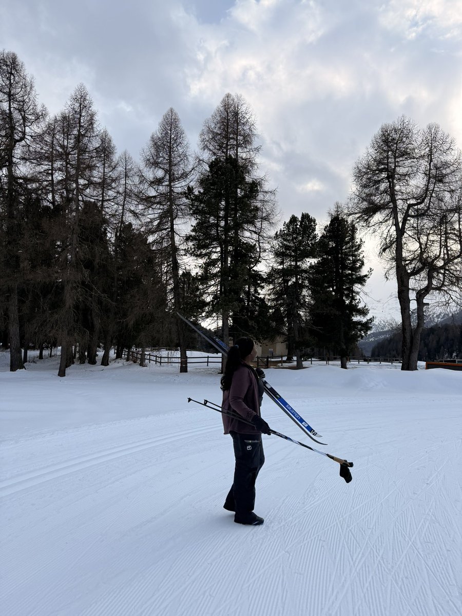 TheLanji's tweet photo. St. Moritz 🎿 https://t.co/s5dqwgGSMh