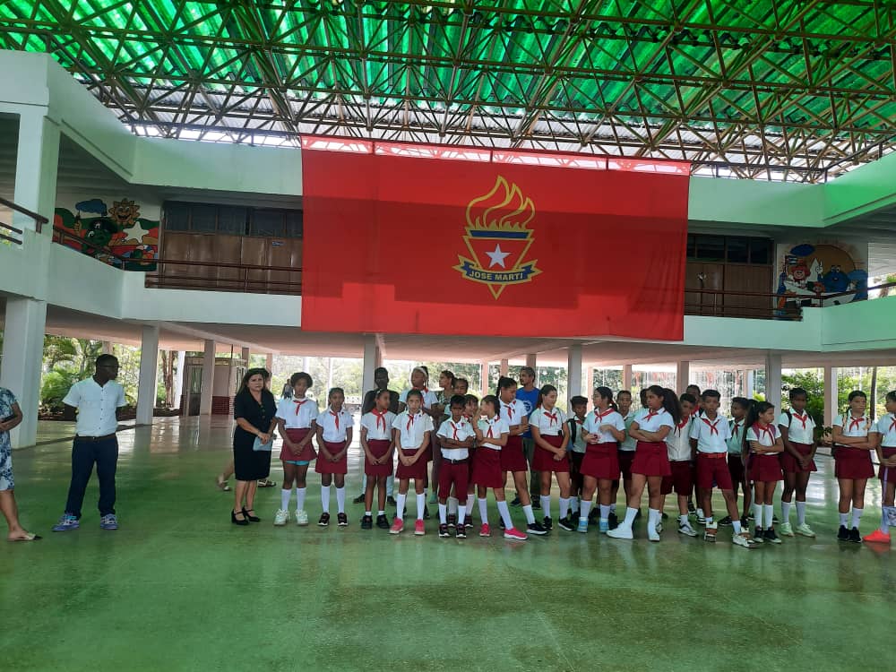 InesAI180573's tweet photo. Actividad de cierre de curso vocacional 2025-2026, con la realización de juegos de participación y Talleres de Formación Vocacional en el Área de la Aviación en el Palacio Central de Pioneros Ernesto Ché Guevara. 
#CACSA
#FORMACIÓN VOCACIONAL https://t.co/EiqR4AdXkT