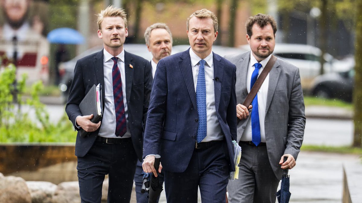 TV 2 Politik tweet media