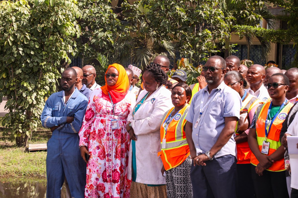 Kenya_Ports's tweet photo. The Kenya Ports Authority Chief Executive Officer Capt. William Ruto, has commended staff for their contribution toward improving port efficiency, attributing the Port of Mombasa’s strong performance to teamwork, resilience and employee commitment.

Speaking after concluding a two-day engagement with employees from different cadres at the Port of Mombasa, the CEO extensively outlined the Authority’s strategic plan and reaffirmed management’s focus on workers’ welfare and operational excellence.

Capt. Ruto acknowledged the pivotal role played by employees in transforming port operations through improved service delivery and customer satisfaction, factors that have continued to position the Port of Mombasa as a preferred gateway in the region.

“My leadership gives priority to workers’ welfare because without a dedicated workforce we cannot meet our targets,” he added. 

The session also provided a platform for employees to interact directly with management and discuss the Authority’s plans to surpass last year’s performance targets.

Last year the Port of Mombasa recorded a total cargo throughput of 45.45 million metric tons up from 40.99 million metric tons registered in 2024. Similarly container traffic surpassed 2.11 million TEUs reflecting sustained growth in throughput and operational efficiency.