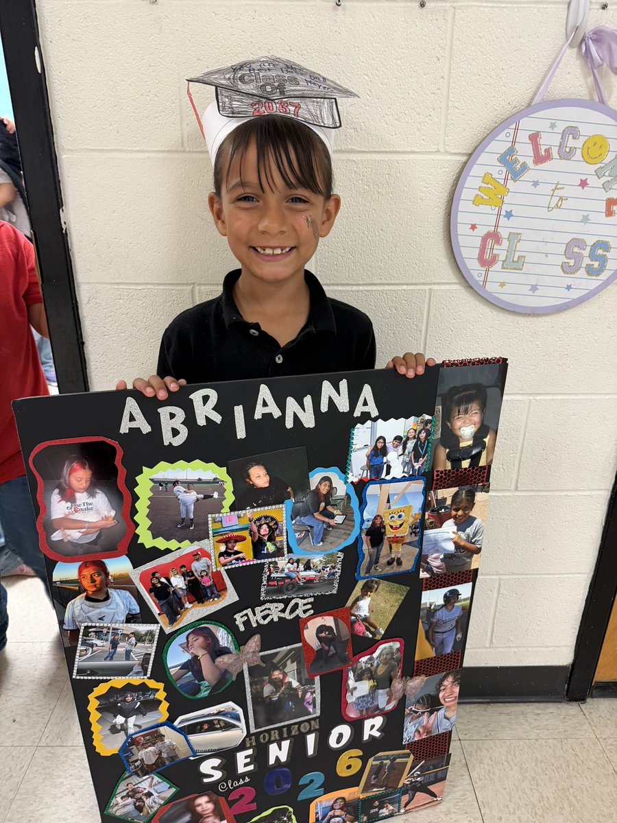 Deb Ramirez 🦈 tweet media