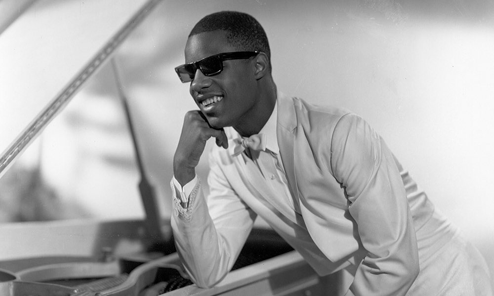 JahTalksMusic's tweet photo. Happy 76th birthday to Stevie Wonder, one of the greatest artists we have ever been blessed with… https://t.co/2vrBJ7lZqH