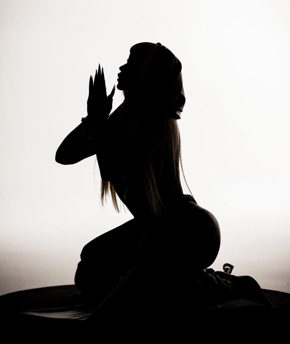 Cardi B | Updates tweet media
