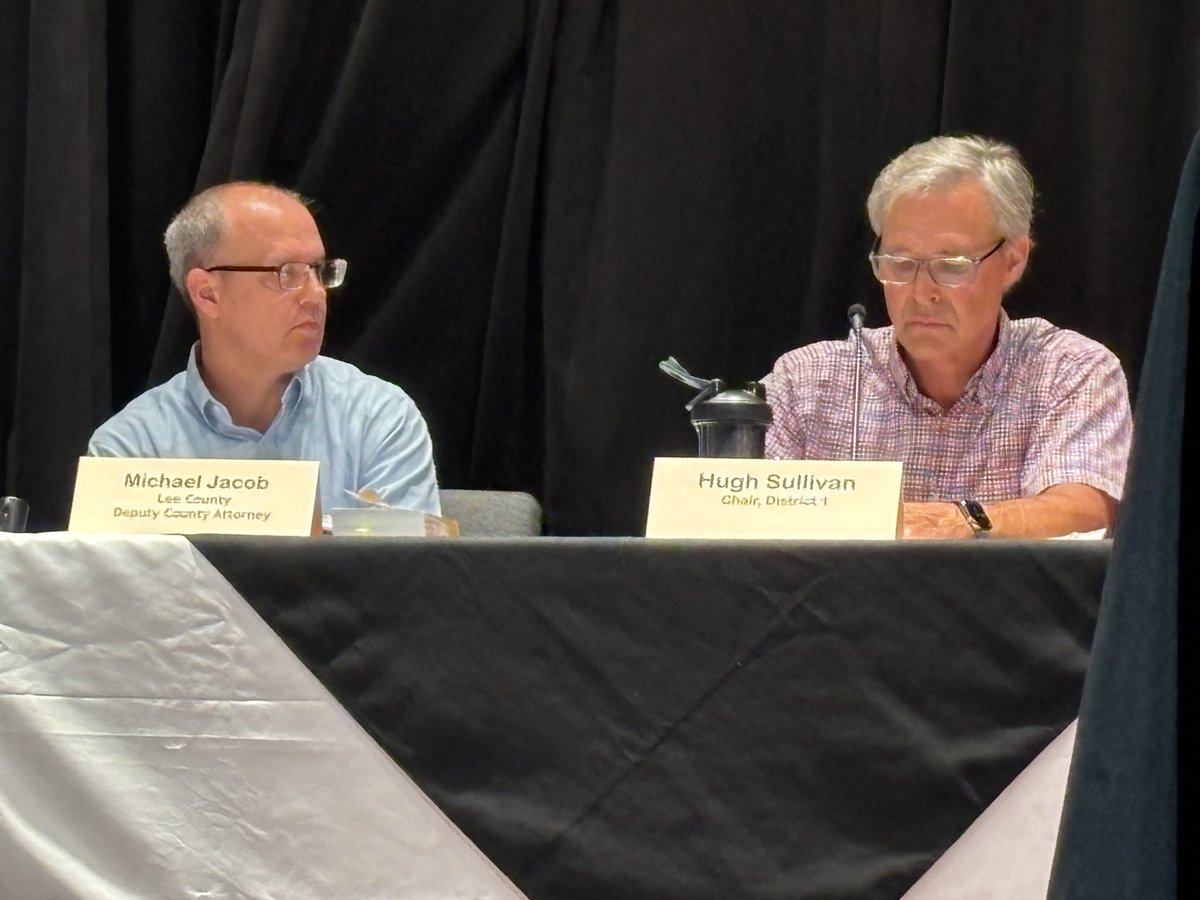 GarlandPollard's tweet photo. The Boca Grande Parking Committee is meeting today to talk seasonal access, Methodist Church parking and the effect of parking on businesses including Fugates, Lilly Pulitzer and Gasparilla Adventures. Pictured here Michael Jacob, from Lee County and Hugh Sullivan board chair. https://t.co/SGWODfwhMb