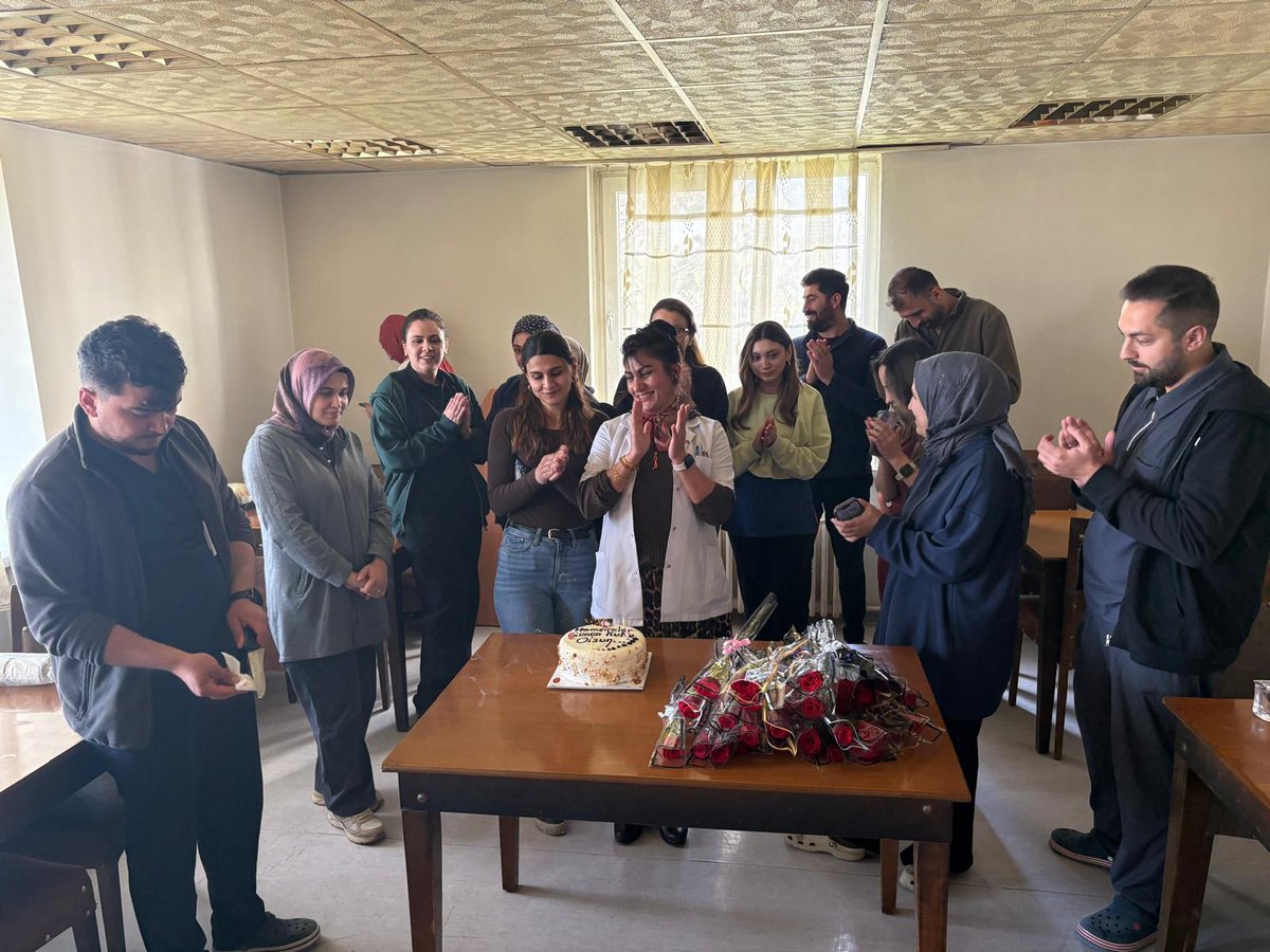 Adilcevazonko's tweet photo. Sağlık sistemine sunduğunuz değerli katkılar ve özverili çalışmalarınız için teşekkür ediyor, Hemşireler Günü’nüzü en içten dileklerimizle  kutluyor. Görevinizde başarı, yaşamınızda sağlık, huzur ve mutluluk diliyoruz https://t.co/ffjW7UFPdf