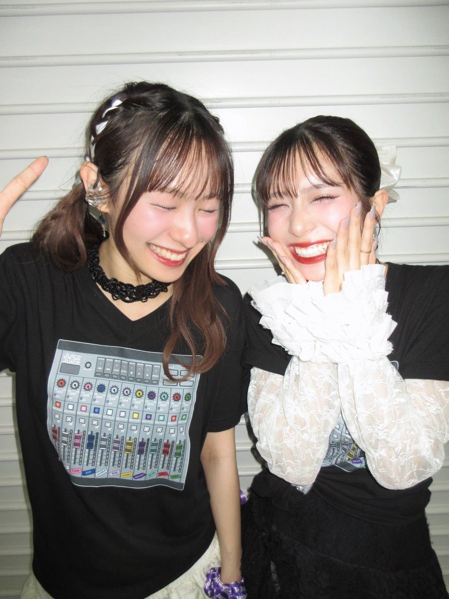 うみ tweet media