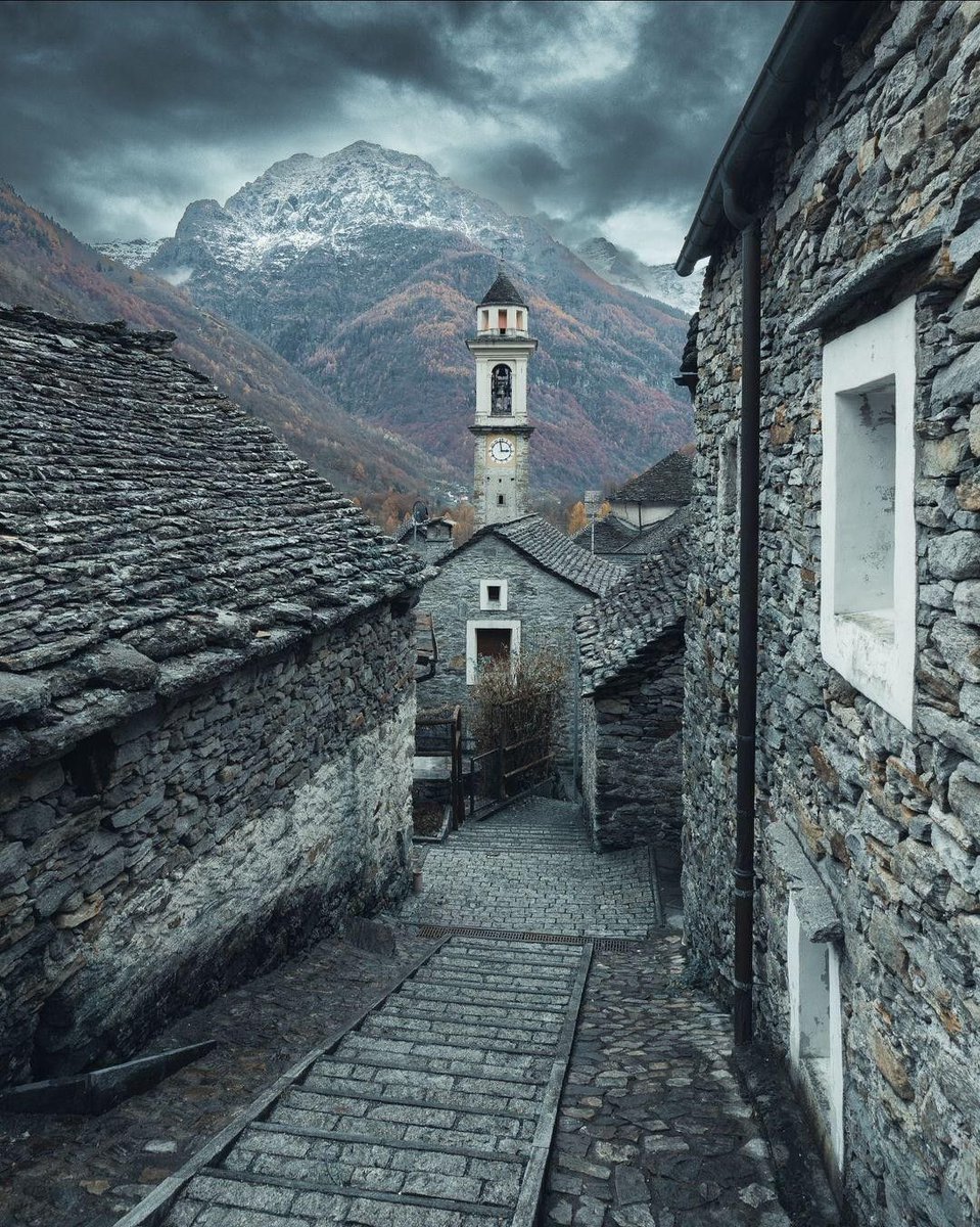 Architecture & Tradition tweet media