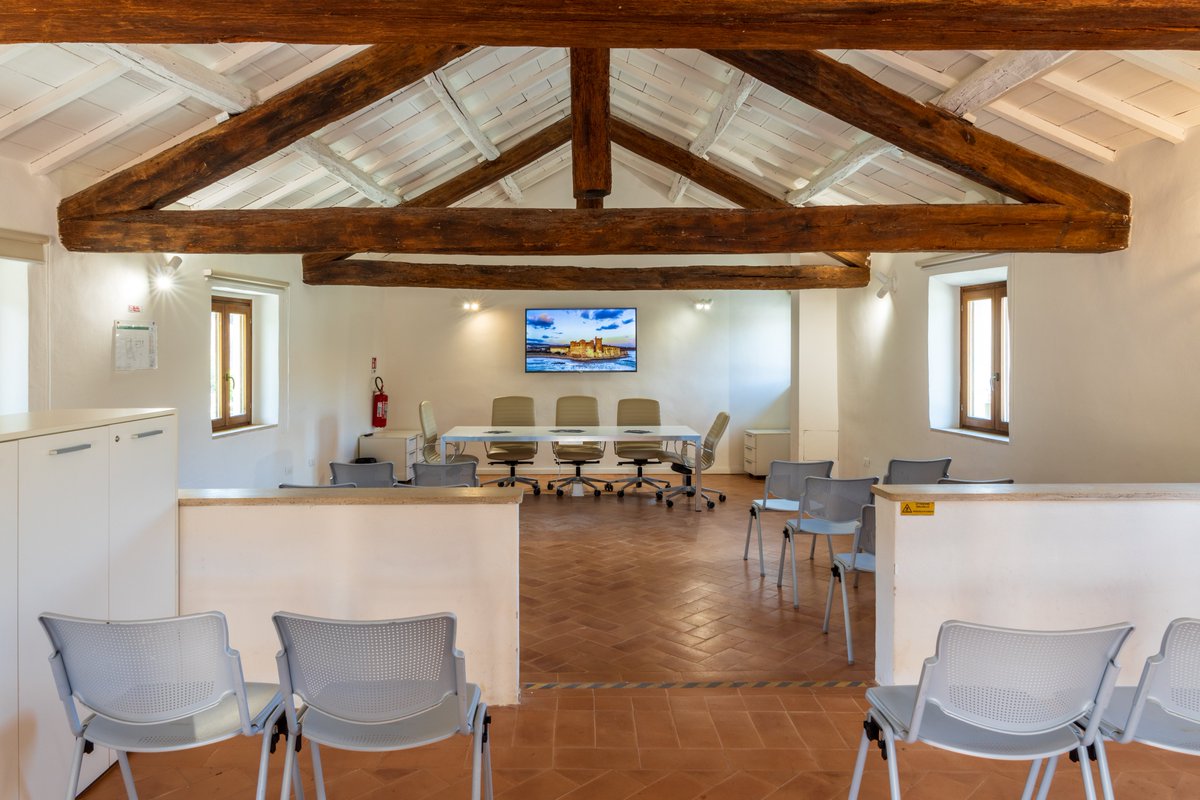 Castello_Severa's tweet photo. Il Castello di Santa Severa è la location ideale per eventi, meeting e conferenze vista mare. 
Un luogo unico dove ogni evento diventa un’esperienza memorabile. Possibilità di soggiorno nell’Ostello del Castello, tra i più suggestivi d’Italia. 
info@castellodisantasevera.it https://t.co/RA5Unem3st