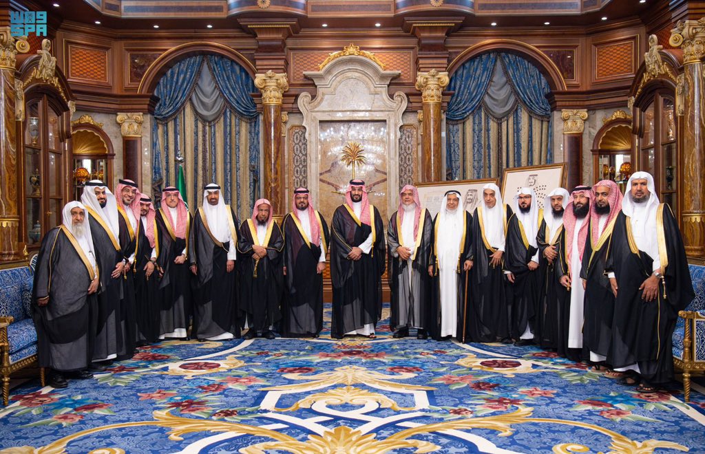 keram_sa's tweet photo. شارك رئيس مجلس إدارة جمعية #كرام_لتحفيظ_القرآن بـ #رفحاء 
الشيخ : محمد بن عايد العنزي

 ضمن الوفد الذي استقبله سمو #ولي_العهد لتكريم #خادم_الحرمين_الشريفين نظير دعمه ورعايته لجمعيات تحفيظ القرآن الكريم في المملكة. https://t.co/nIJKATE8TD