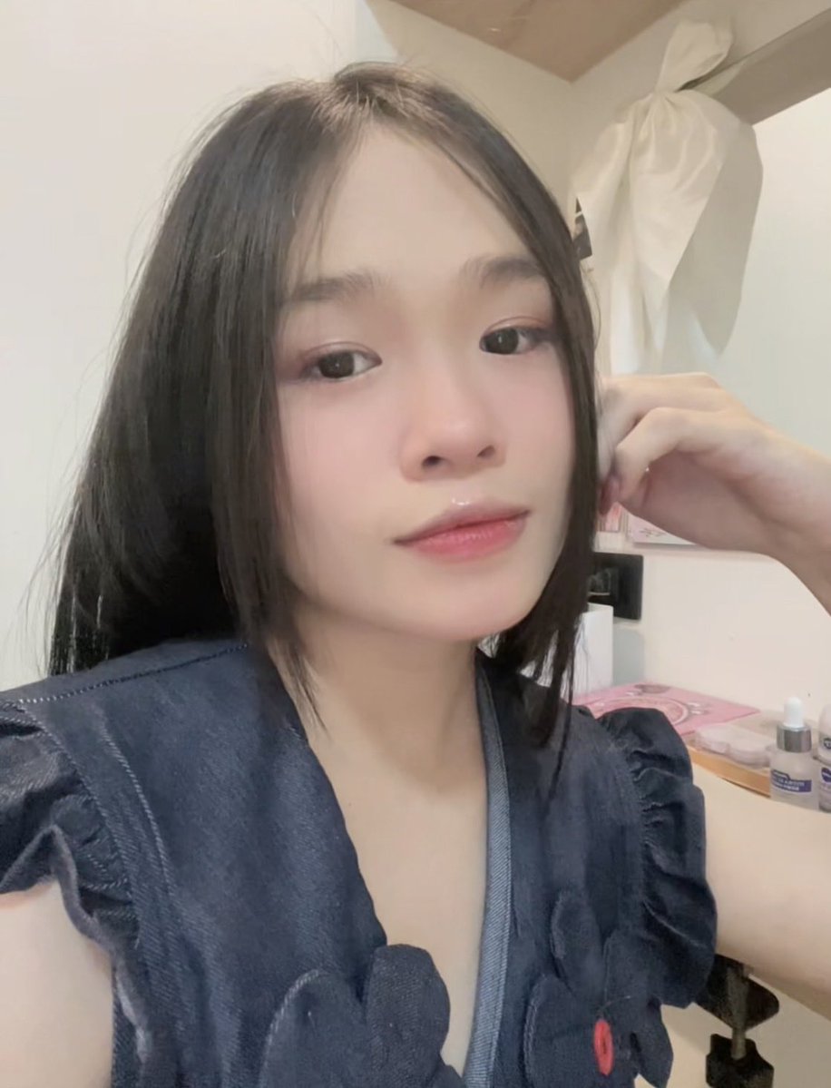Kครีม tweet media
