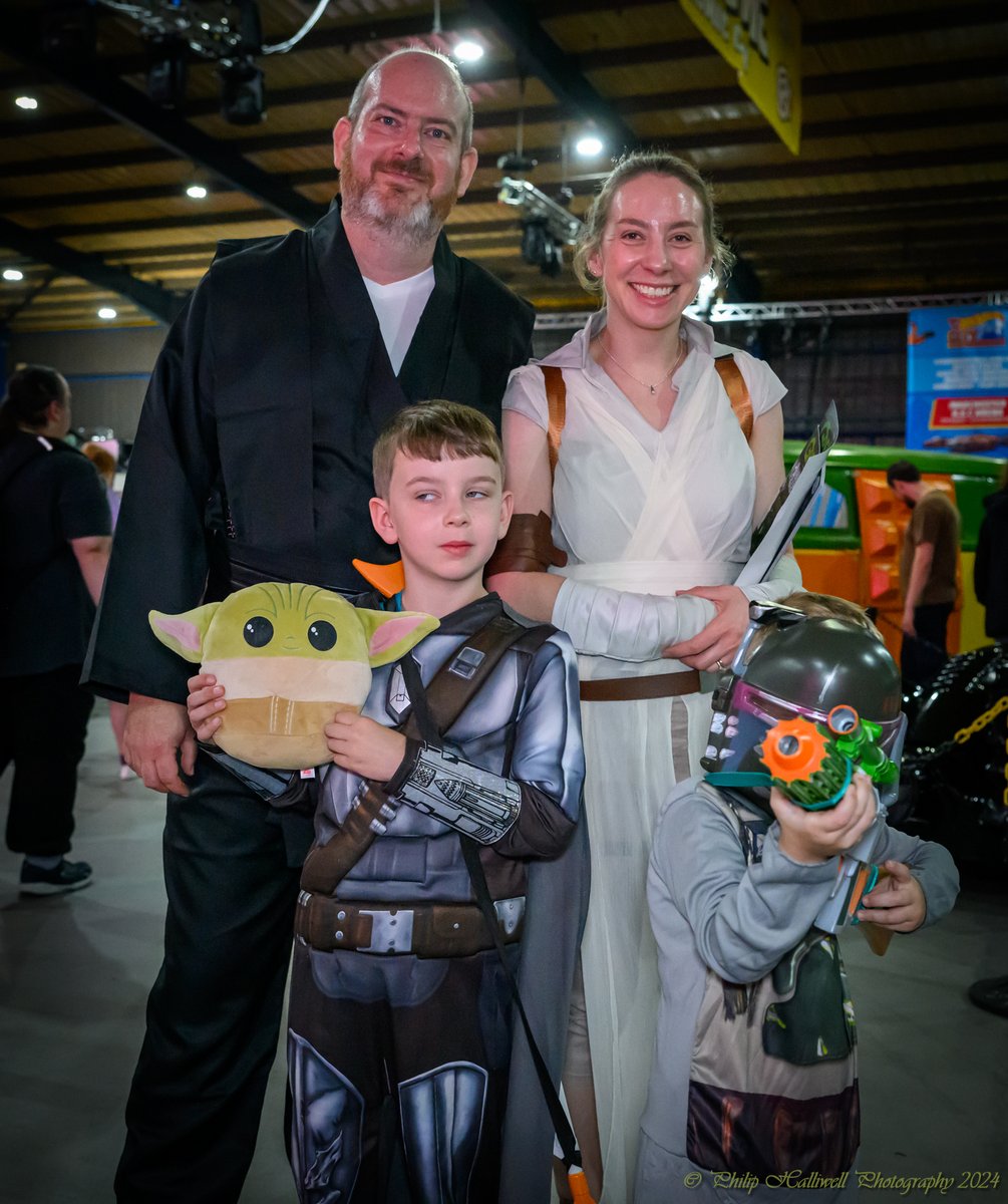 Comic Con Manchester tweet media