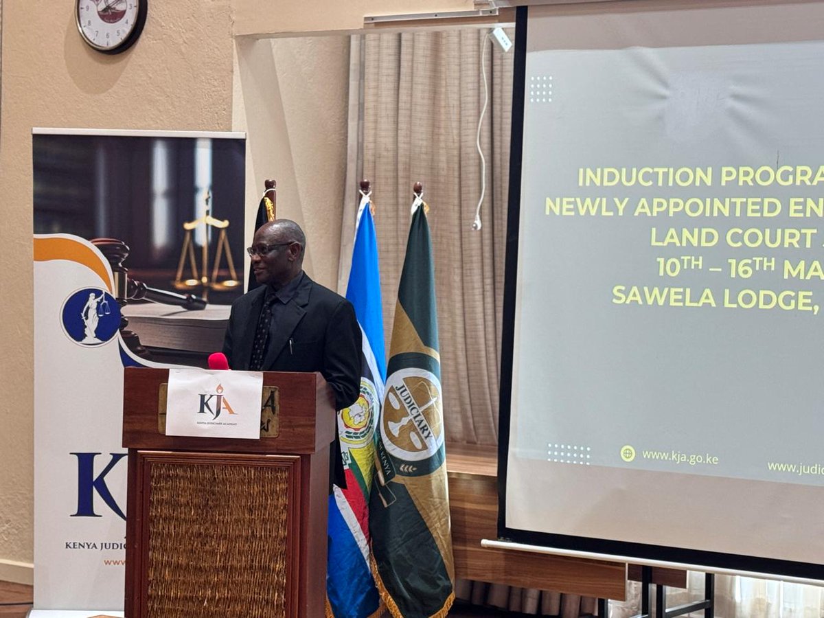 KJA_Kenya's tweet photo. " The Kenyan Constitution is transformative. It only requires transformative judges for it to flourish and endure. Be that judge.” - Hon. Justice Chacha Mwita.

A powerful charge to the newly appointed High Court Judges on the enduring duty of judicial courage, constitutional fidelity, and transformative justice. 🔥⚖️

@Kenyajudiciary @jsckenya @KMJA_KENYA @lawsocietykenya @NCAJ_KE