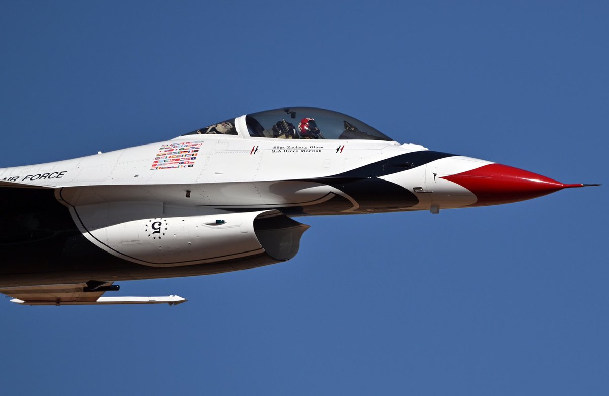 AgcDet's tweet photo. ThunderBirds Demo practice      2026.03.21 at Luke AFB https://t.co/I8Ojz3iQP3