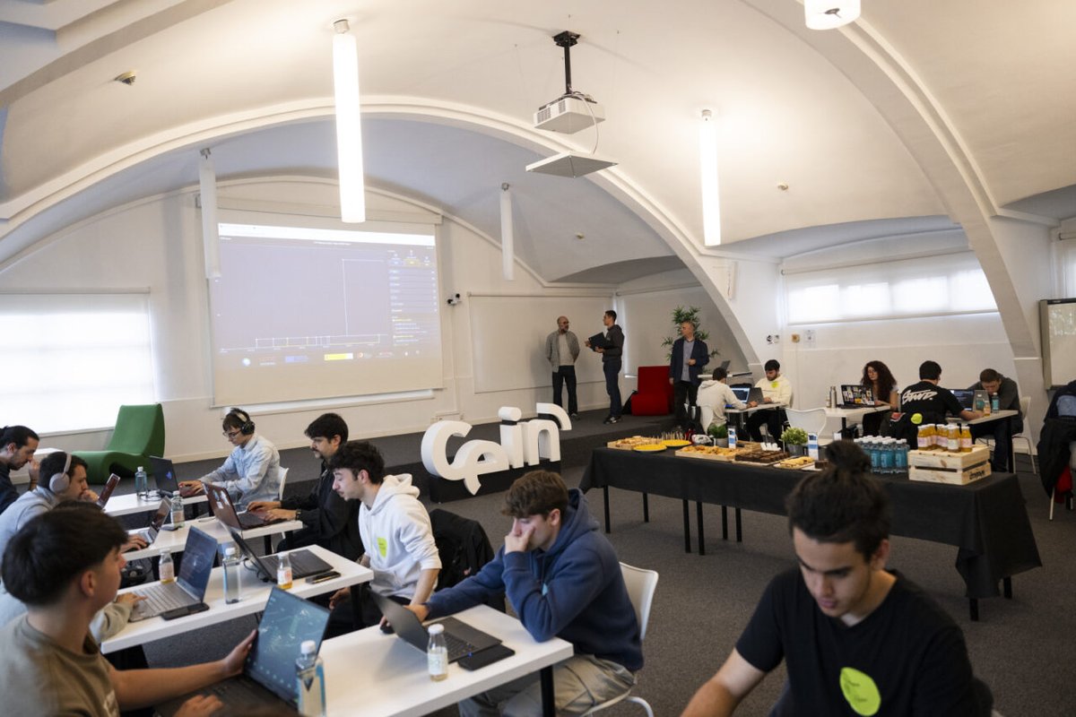Navarra Cybersecurity Center tweet media