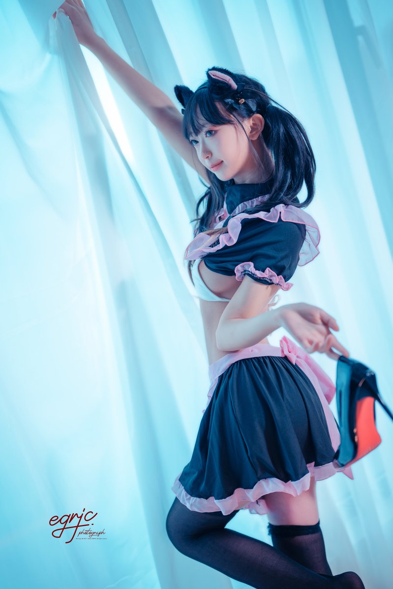 清蓝帘影间，猫耳轻垂，
藏尽少女温柔缱绻。
📷:@EGRJC
🧚🏻‍♀️:鱼念念
✉️@Fengsiyuan 
✉️@DnewHome
✉️@wqganenshi_
＃写真 ＃私房 ＃猫娘 https://t.co/xbye1FFfOQ