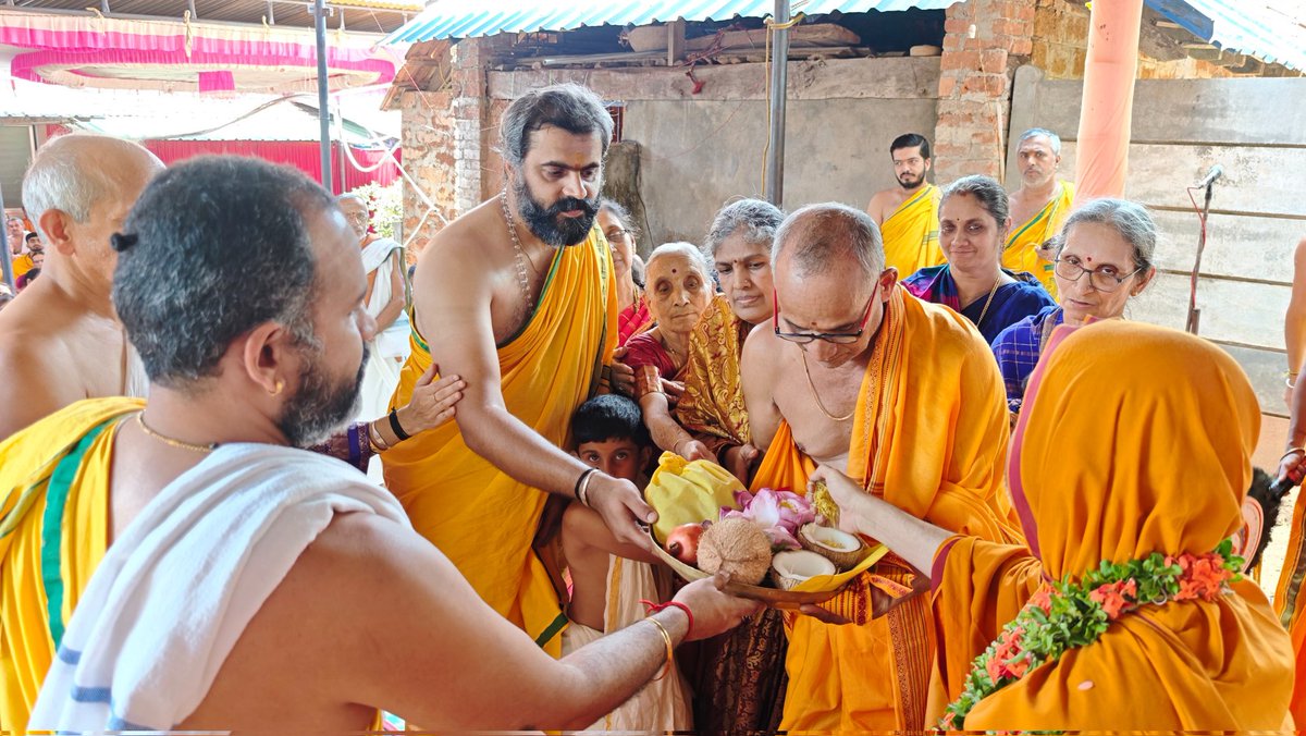 Sri RamachandrapuraMatha 🕉️ tweet media