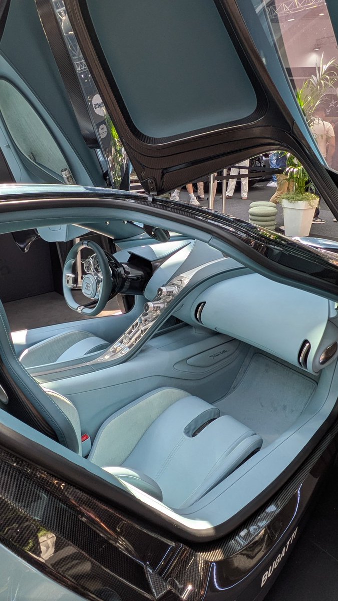 LeClubPeugeot13's tweet photo. #Topmarques Monaco : Bugatti Tourbillon 
#bugattitourbillon https://t.co/pbljubKMHR