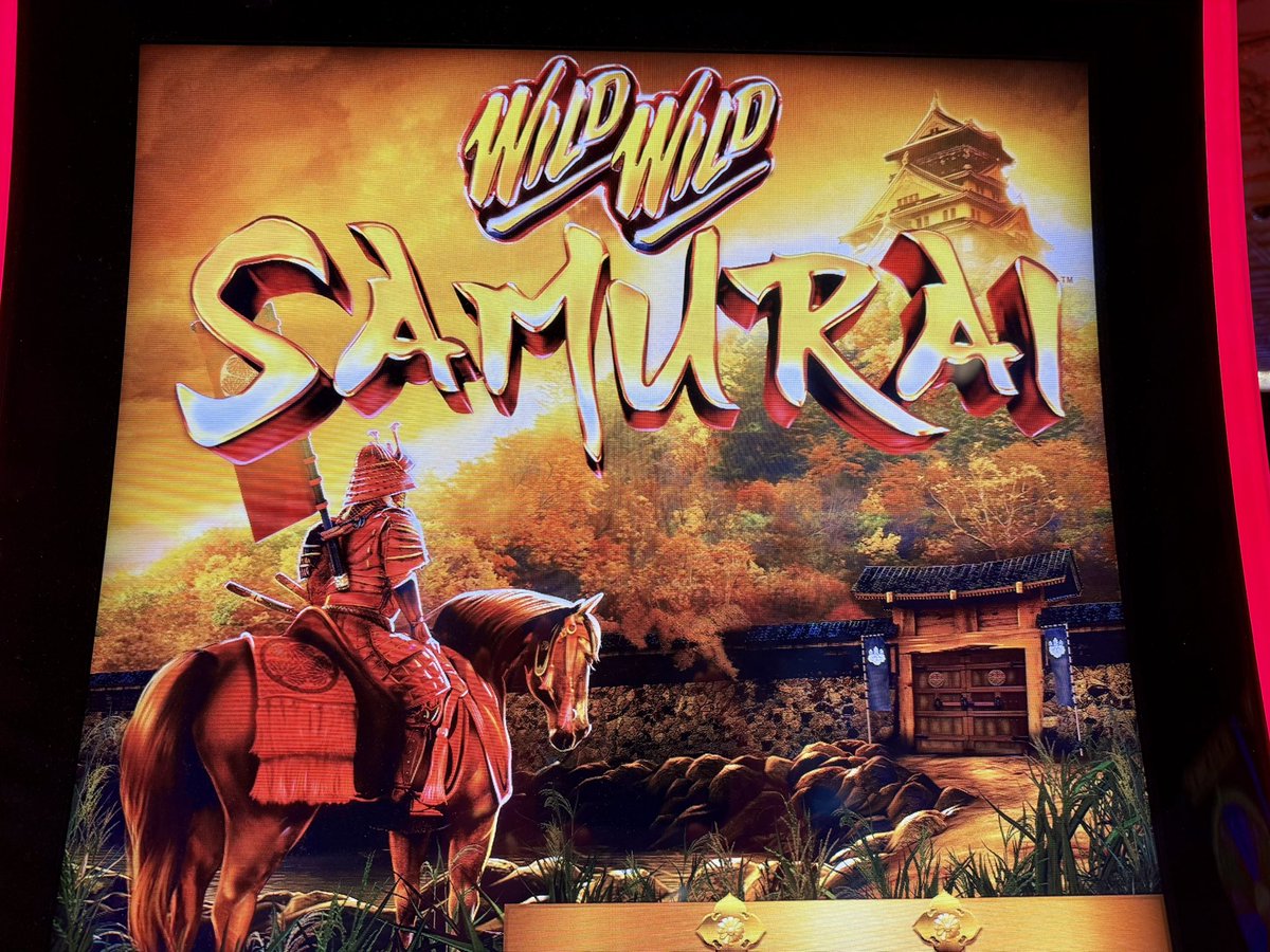 bdoak72's tweet photo. Took the party to Vegas. 🎰
@AddieDoak2027 &amp; her @MuncianaVB Samurai ⚔️ took care of business. Never dropped a set.
@UnderArmour 18s National Champions!
🥇💙🤘
@topcourtevents @uanextvball @HerdVolleyball @HuskiesVball https://t.co/LexiKWvDR4