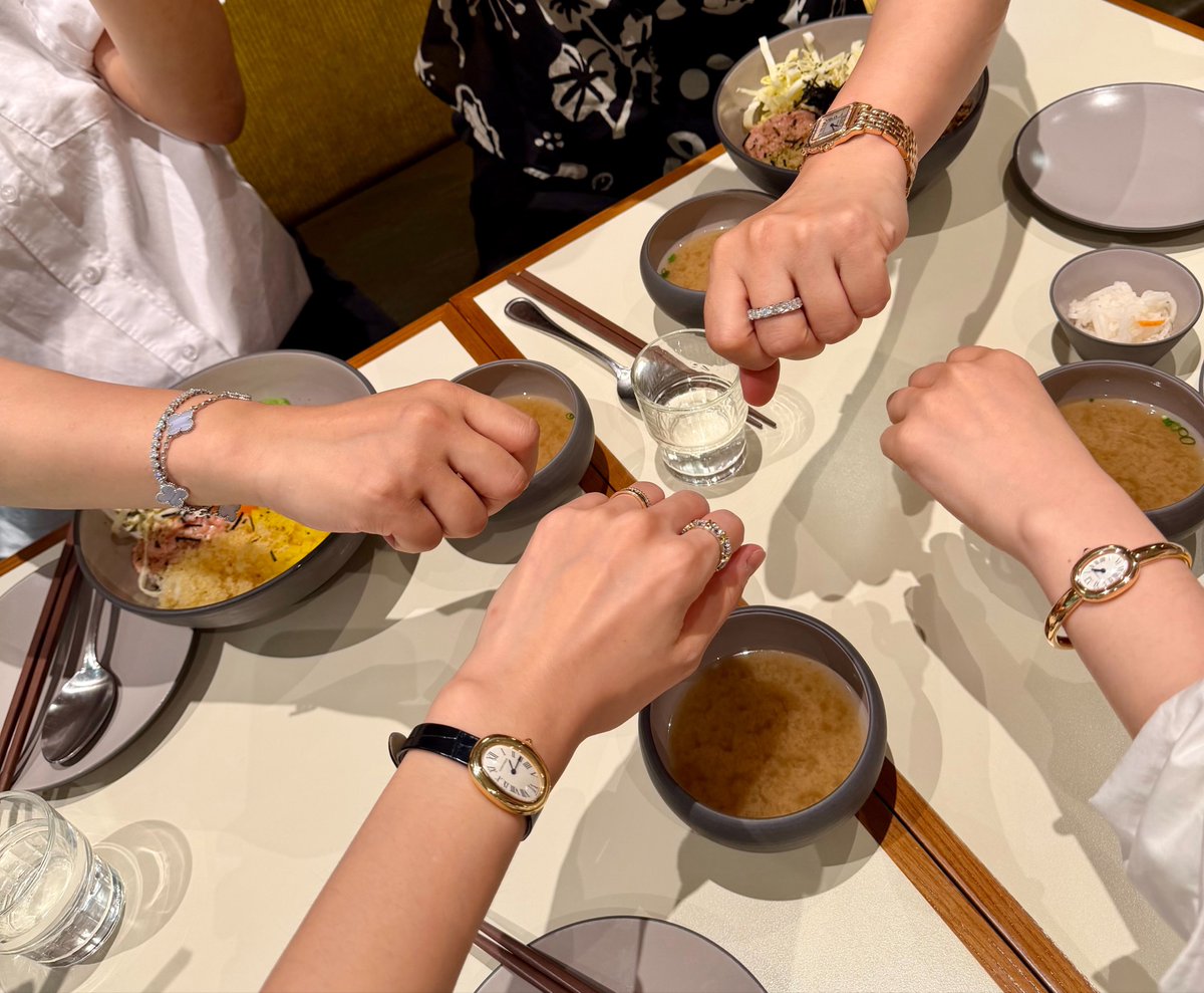테오 tweet media