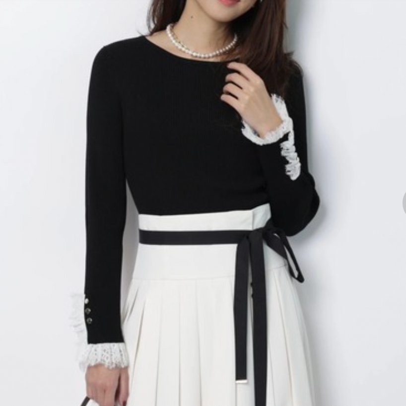 Fashion Express tweet media