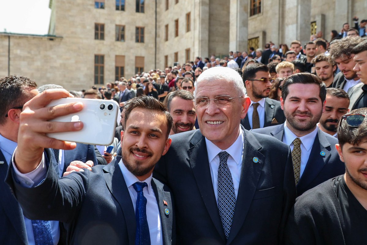 İYİ Parti tweet media