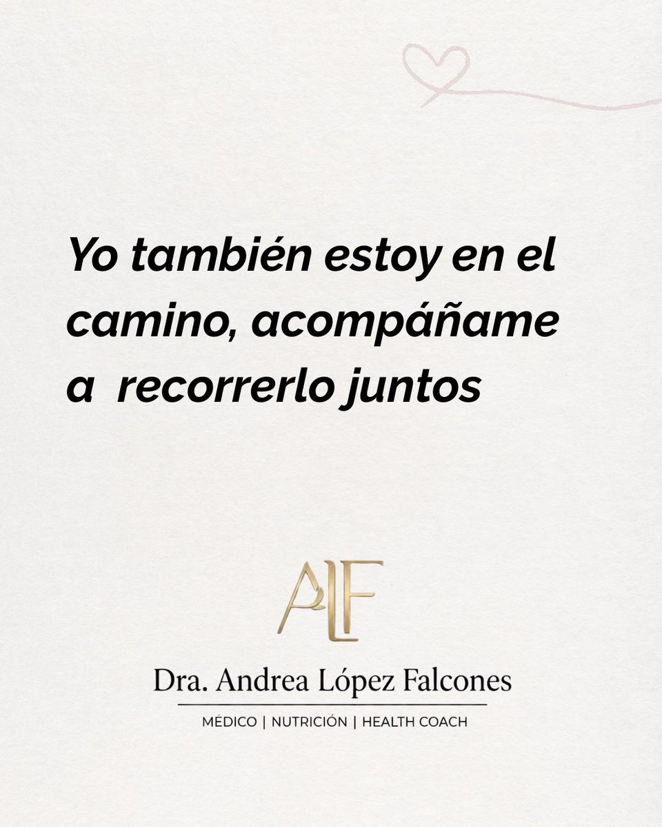 andrealopez_ec's tweet photo. Mientras escribía el post de ayer:
“ya pasó lunes y aún te sientes cansado…”  
me detuve a analizar cómo me sentía realmente.

Y entendí algo:
no estoy cansada… estoy inflamada.

Analicé mi alimentación estas últimas semanas y adivinen qué…
sí, también he estado eligiendo mal.

Por enfocarme tanto en el trabajo y en esta nueva etapa profesional, dejé en segundo plano mis propias decisiones alimenticias.

Y acá me tienen:
imperfecta,
humana,
también con errores.

Por eso comprendo lo que muchas veces sienten.
La inflamación no solo pesa en el cuerpo… también pesa en el ánimo, en la energía y hasta en la motivación.

No quiero caminar delante de ustedes.
Quiero caminar con ustedes.

Aprendiendo, entendiendo y volviendo juntos a las buenas decisiones alimenticias.