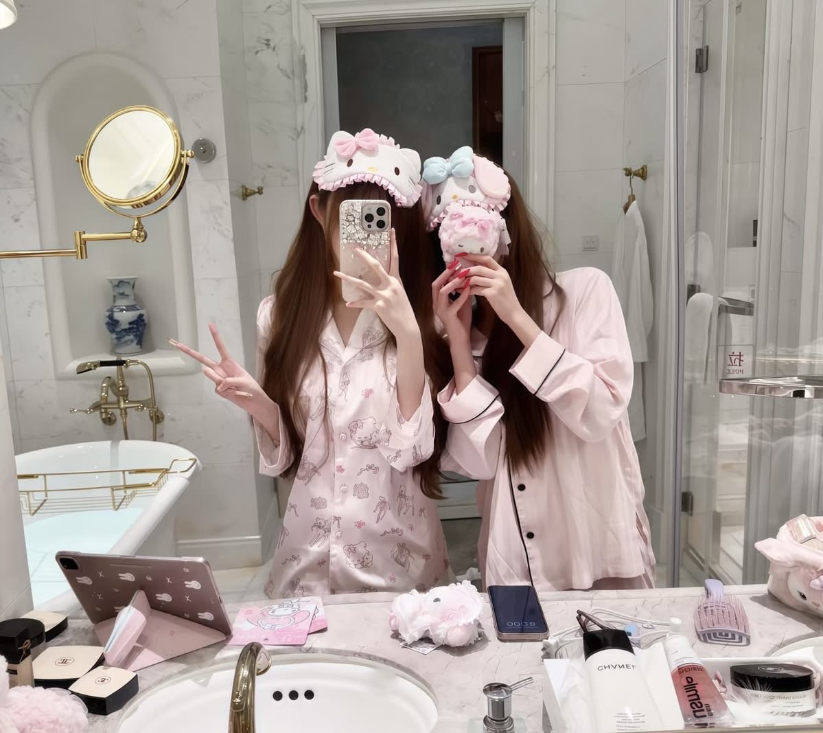 Dissolvingdoll tweet media