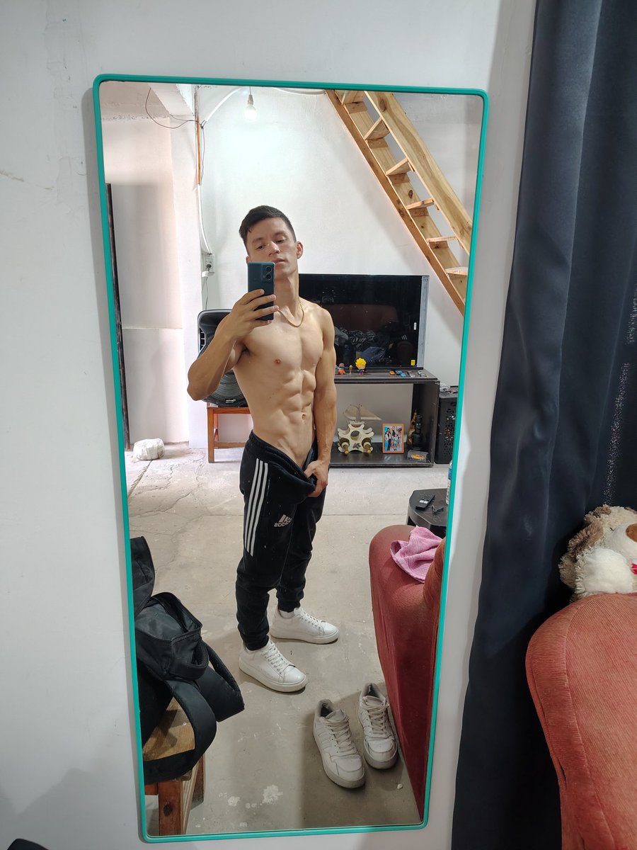 elseban24's tweet photo. 😜🤪 https://t.co/IHeg6DwwMl