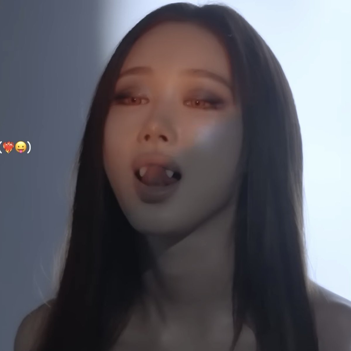 ⋆˚࿔ 𝐯𝒊𝐯𝒊 tweet media