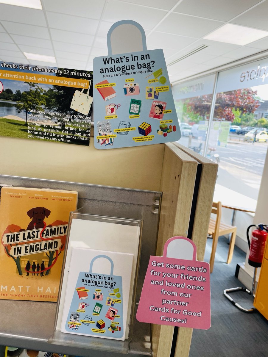 BlackheathLib's tweet photo. We have a new display at #BlackheathLibrary inspired by analogue bags! Choose a book to add to your screen-free hobbies like puzzle, photography and crochet + find some suggestions 📚 @GreenwichLibs @Royal_Greenwich @Better_UK #LoveYourLibrary https://t.co/sVMdU1kByV