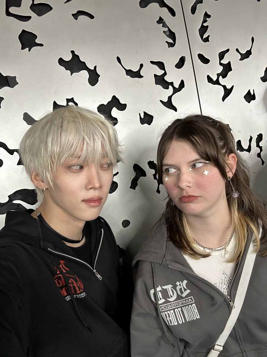 lucee⁷𖧵🍉 missing ampers 😔 tweet media