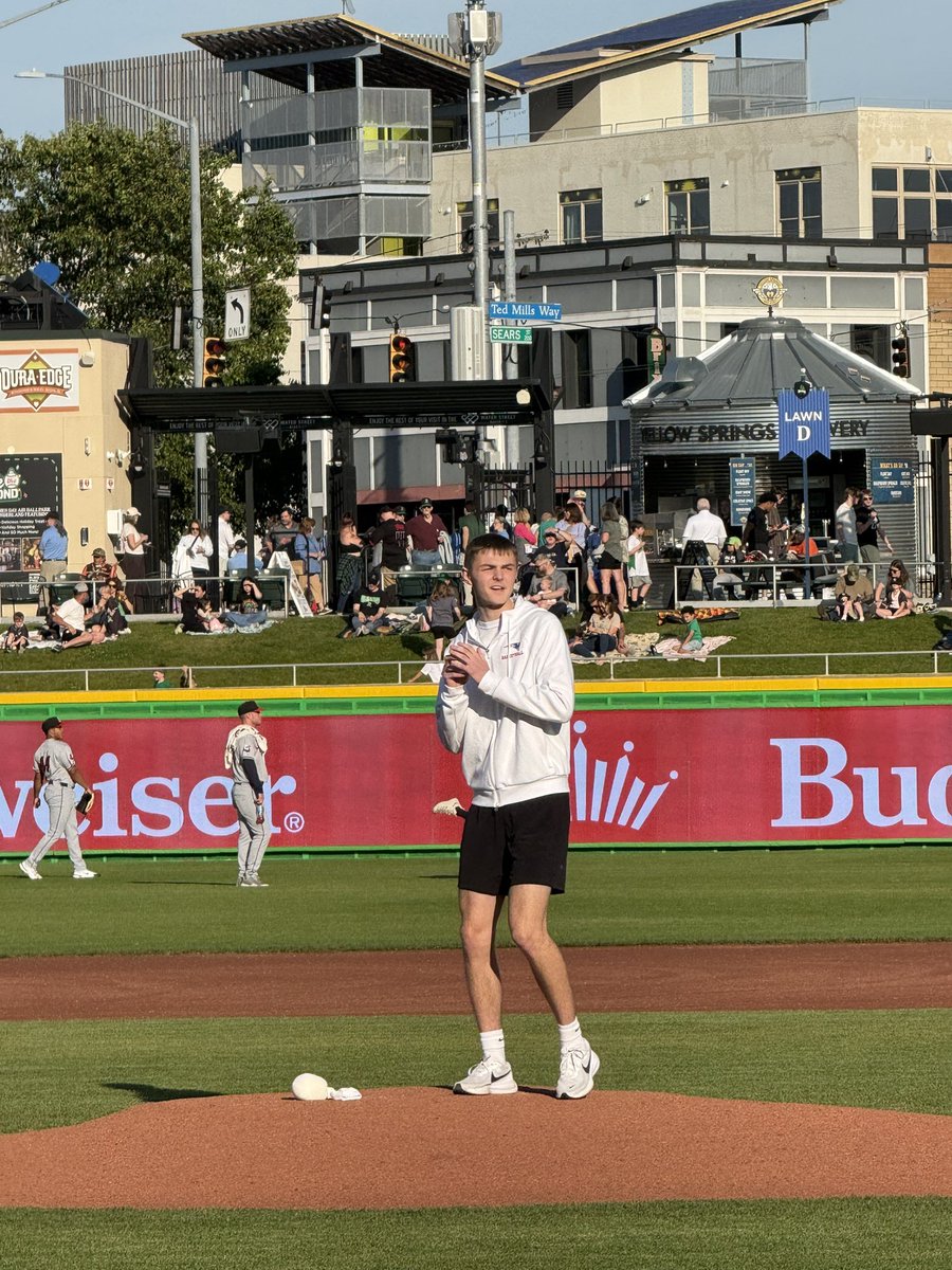 JoshSagester's tweet photo. Throwing out the ceremonial first pitch @SagesterTrey 

Big thanks to Penn Station and the Dayton Dragons team for sponsoring a first class event! #strike https://t.co/Klm4tAZo2m