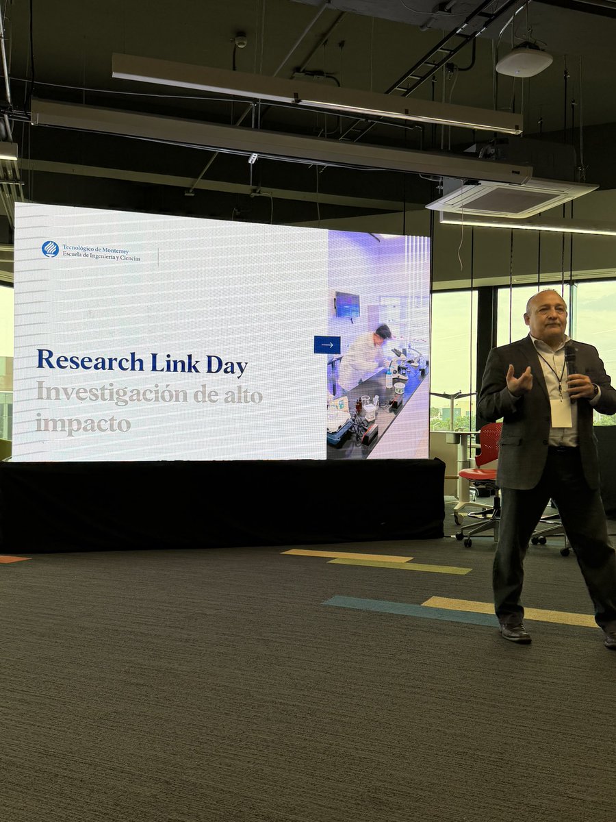gildardo's tweet photo. 🌟 Research Link Day: Fostering Collaboration Between Industry and Academia 🌟
Yesterday, our campus hosted the Research Link Day, a remarkable event aimed at bridging the gap between companies and researchers to tackle real-world challenges. https://t.co/INkE6l7PK9