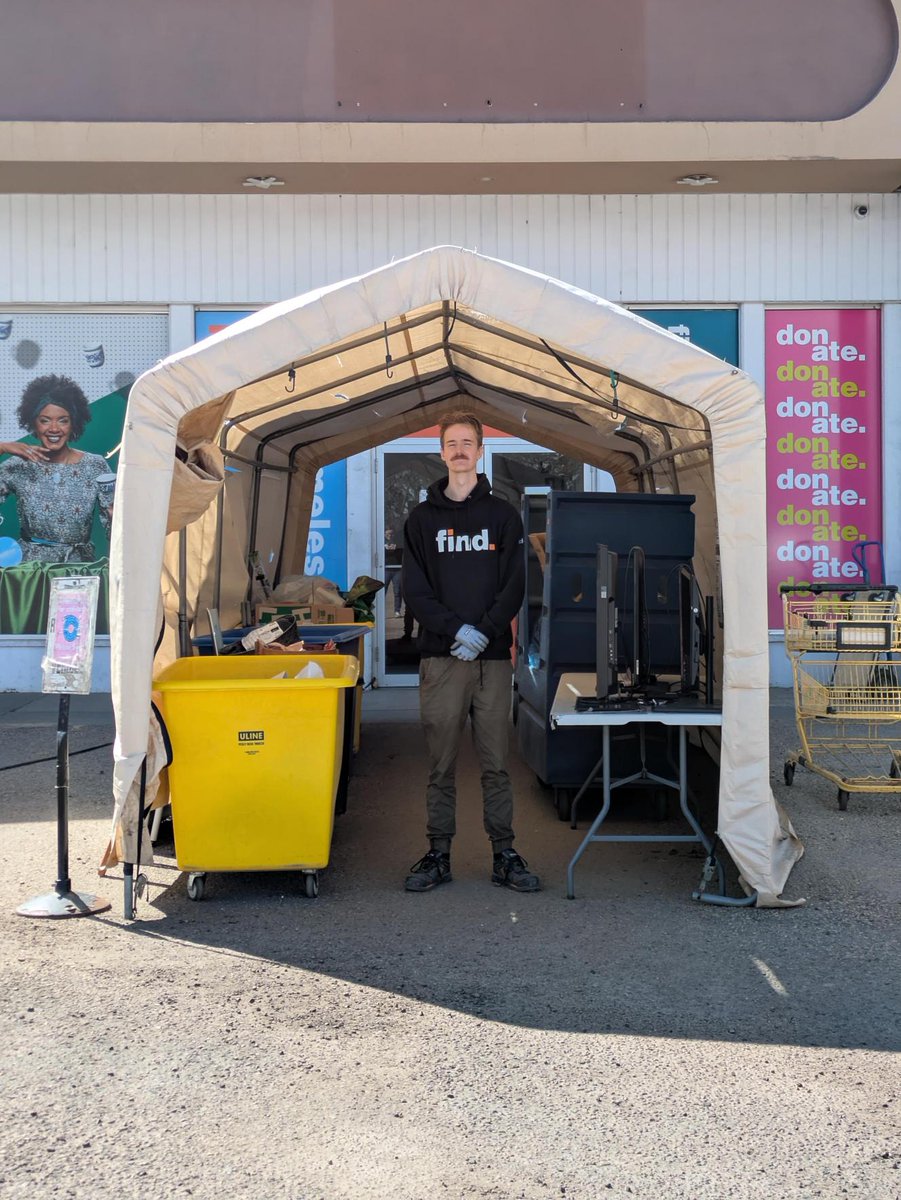 Find YEG tweet media
